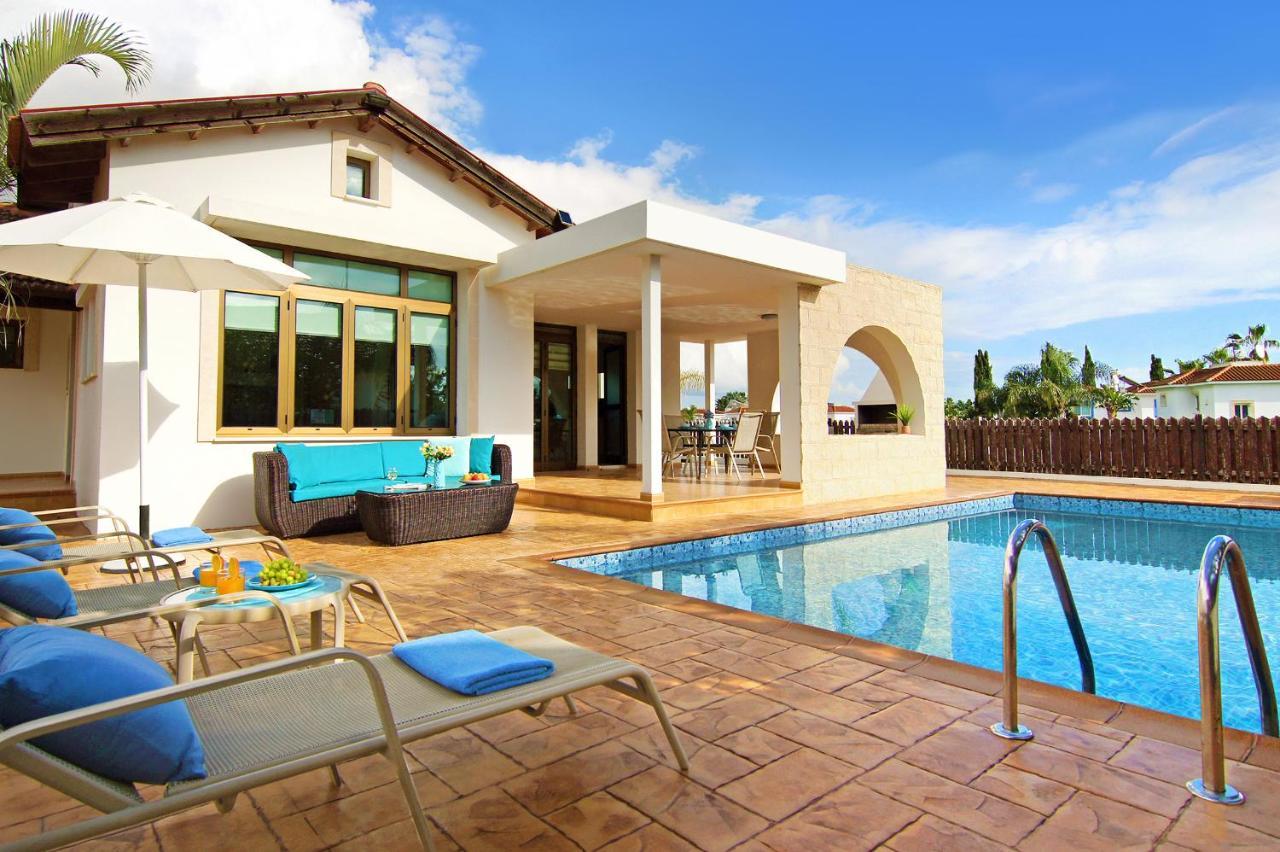 Villa Merry Ayia Napa Exterior photo