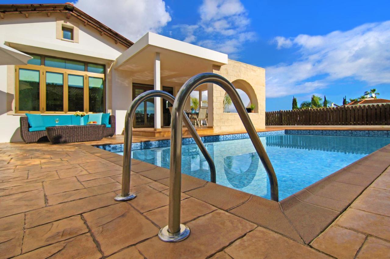 Villa Merry Ayia Napa Exterior photo