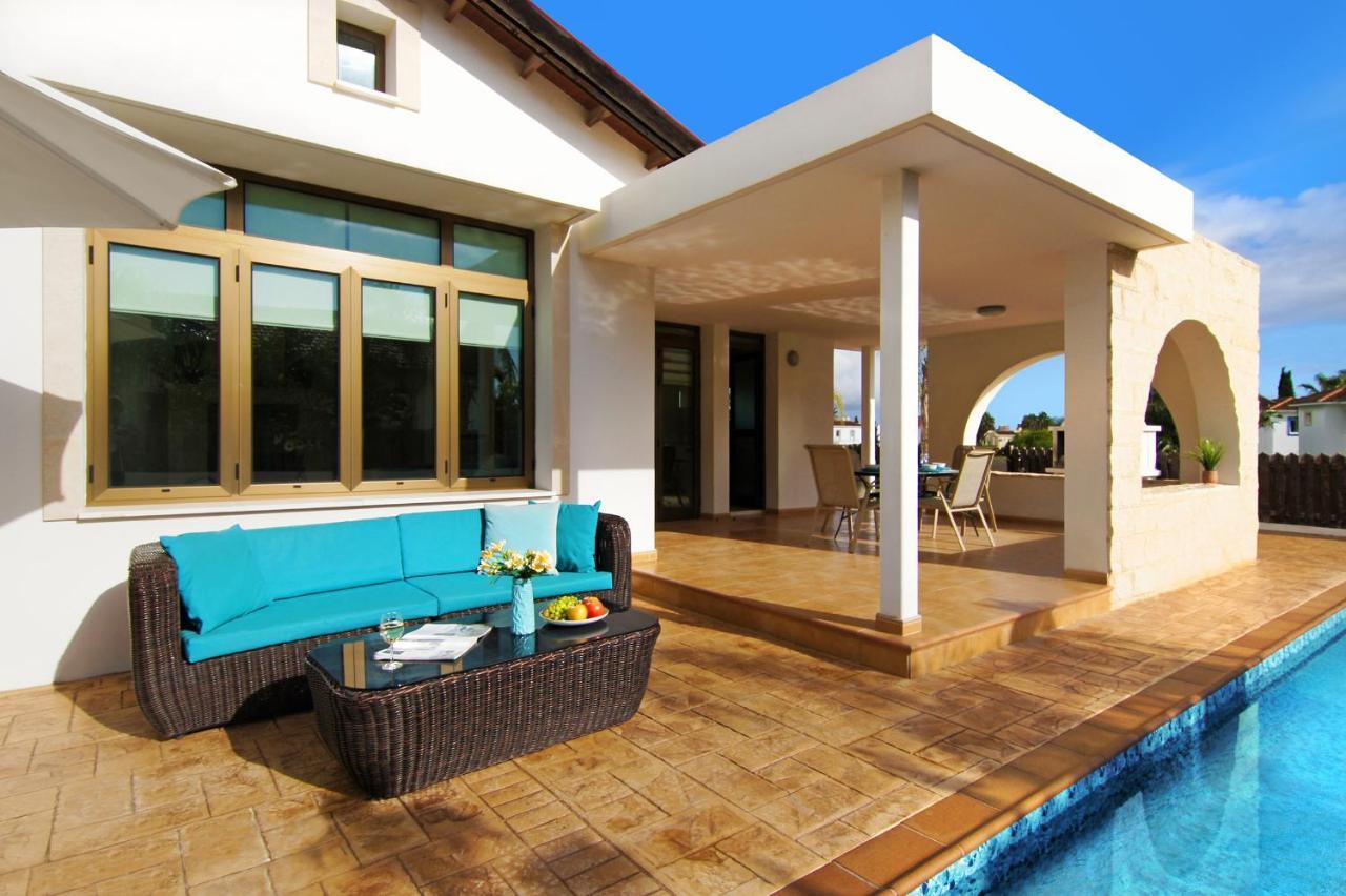 Villa Merry Ayia Napa Exterior photo