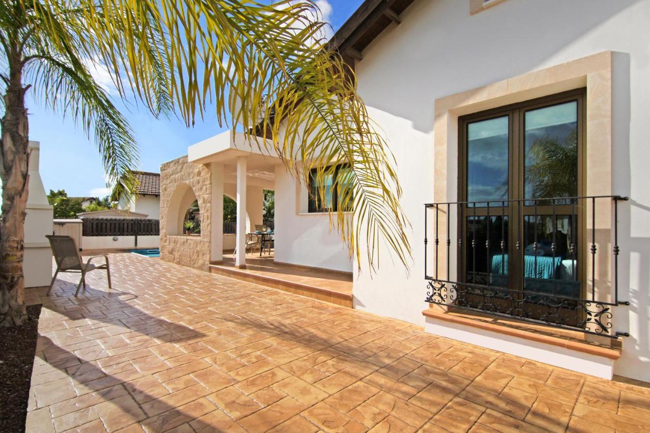 Villa Merry Ayia Napa Exterior photo