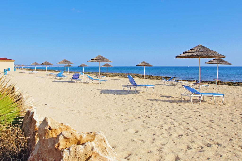 Villa Merry Ayia Napa Exterior photo
